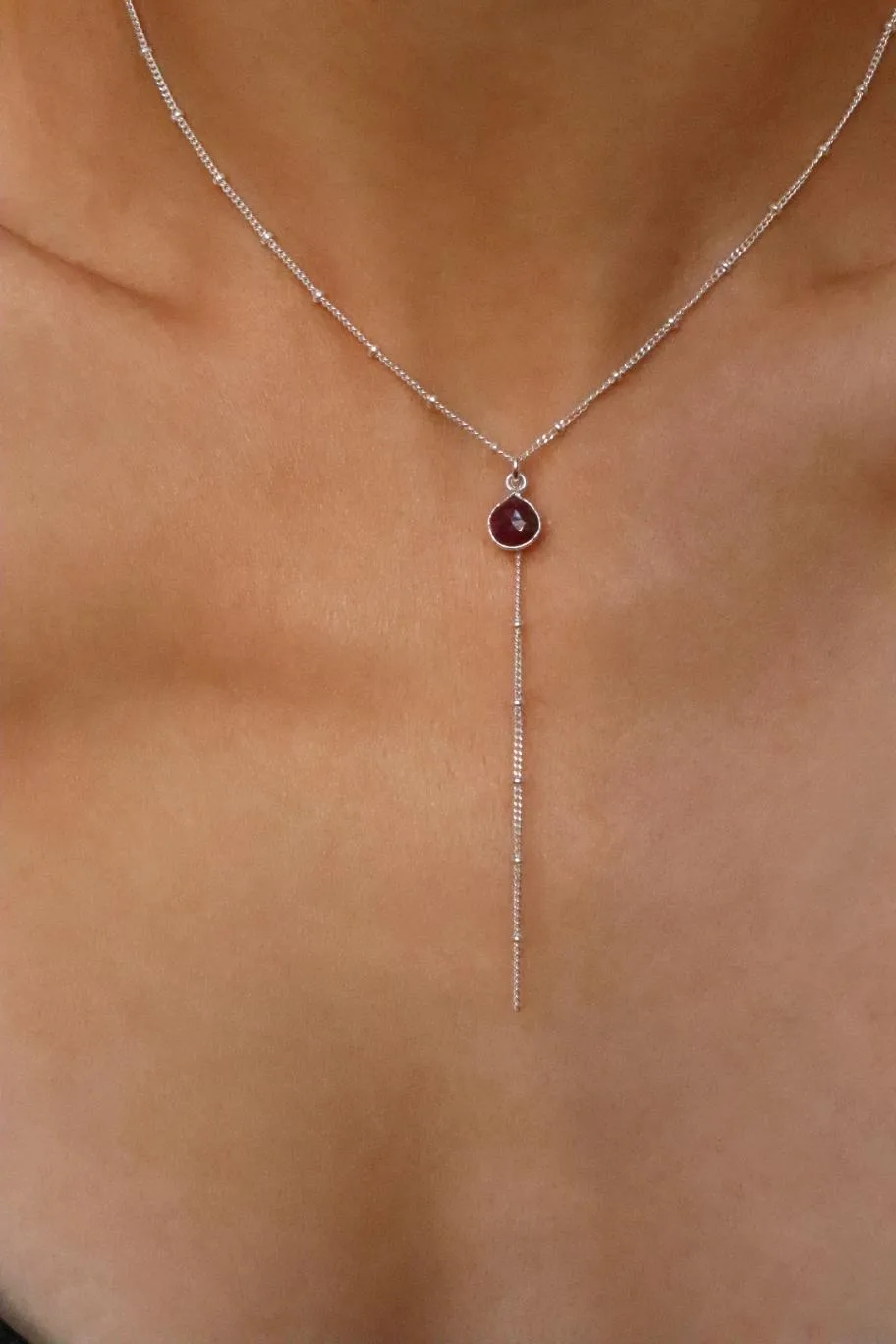 שרשרת רובי לאישה, אבן הפיריון, שרשרת אבן חן, שרשראות עניבה לנשים, שרשראות אבני חן, אבן רובי סגולות, תכשיטים עם רובי (2)