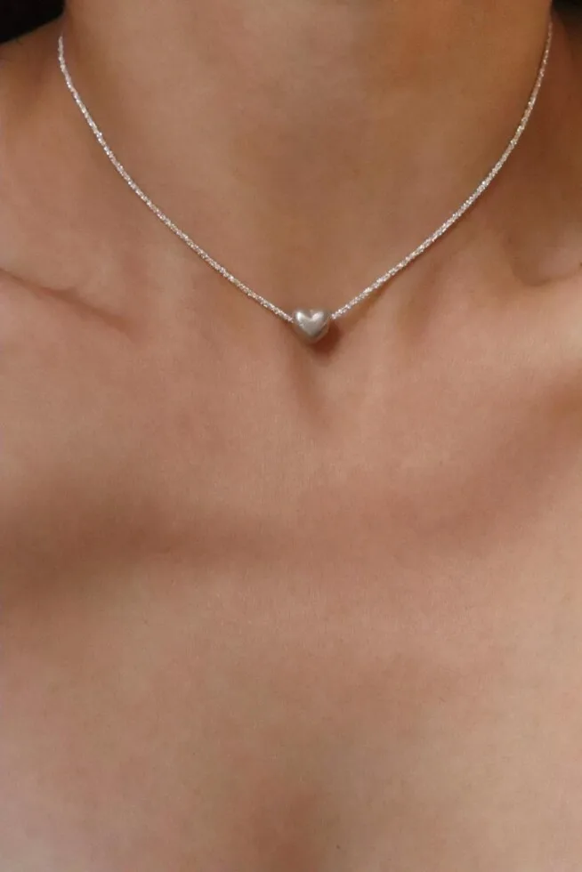 שרשרת תליון לב, שרשרת לבת זוג, שרשרת מתנה לחברה, שרשרת לב לאישה, שרשרת עם תליון לב קטן, תליון לב מכסף 925